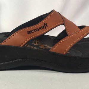Aerosoft 6M Tan, Kumo Sandal NWOT